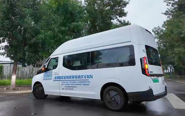 20年运输人!罗瑞军品驾远程超级VAN:城配运输纯电轻客首选车型(图7)