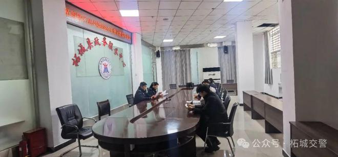 聚焦节后复工复产柘城县公安局交警大队约谈高风险货运企业(图2)