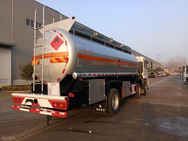 危化品运输行业新规7月1日起强制实施(图1)